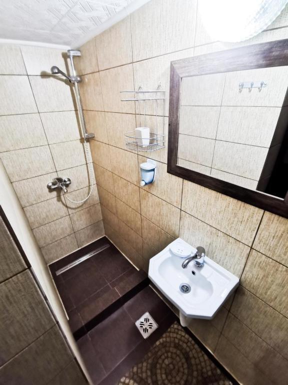 Shelby Accommodation -Adult Only- Sinaia Exterior photo