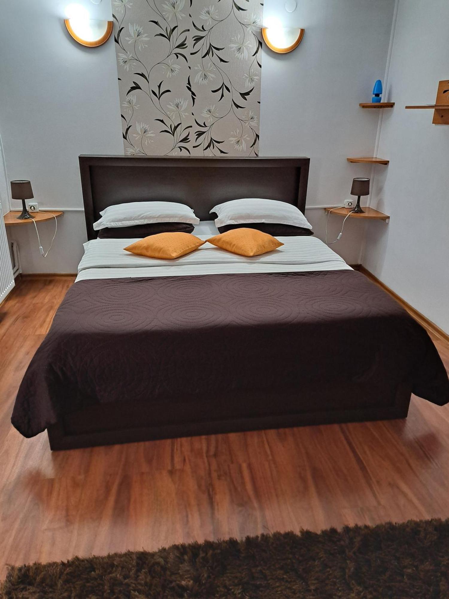 Shelby Accommodation -Adult Only- Sinaia Exterior photo